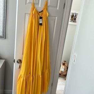 Long maxi yellow TOV brand tags attached never work  size 42 like XL